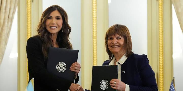 Visa para argentinos: el portal de EEUU que dio la información sobre la pausa en el acuerdo le respondió a Homeland Security