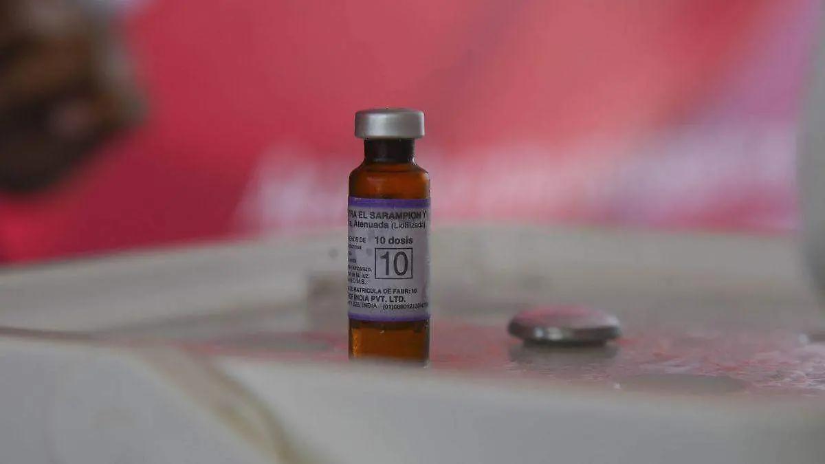 Vacunan a más de 18 mil mexicanos en Estados Unidos ante brote de sarampión