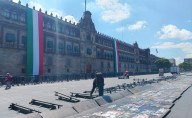 Caso Ayotzinapa: Refuerzan Palacio Nacional con vallas ante manifestaciones por el 11 aniversario