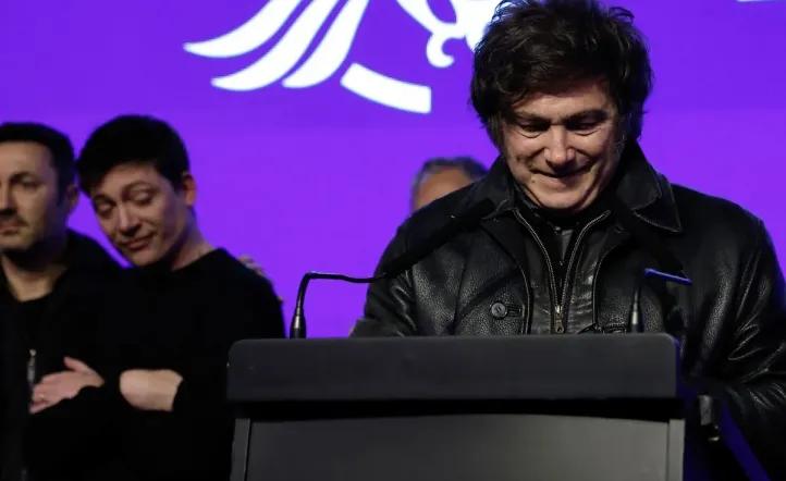 La medida de Milei tras la derrota en las elecciones en PBA: hará una mesa política nacional con su hermana Karina