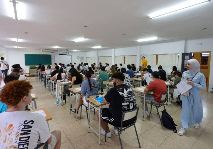 El porcentaje de españoles con bajo nivel educativo duplica al de Europa: el 35% tiene como máximo la ESO
