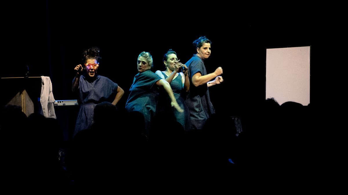 El grupo de teatro musical "Ciertas petunias" celebra 20 años en el Centro Cultural de la Cooperación
