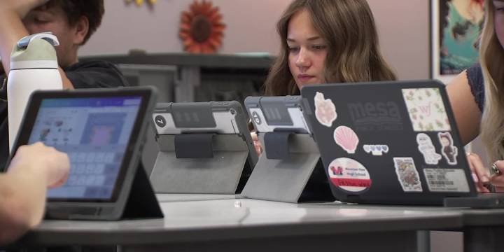 Mesa high school teaching students how to turn social media into career path