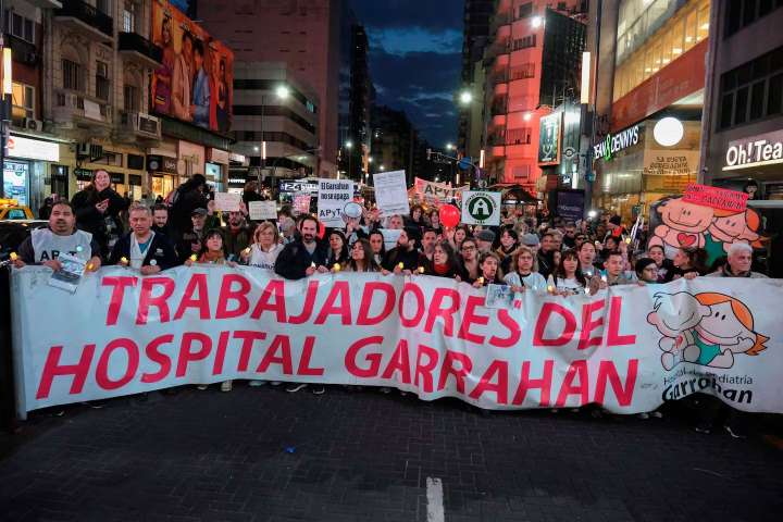 Trabajadores del Garrahan inician paro por veto de Milei a la emergencia en pediatría