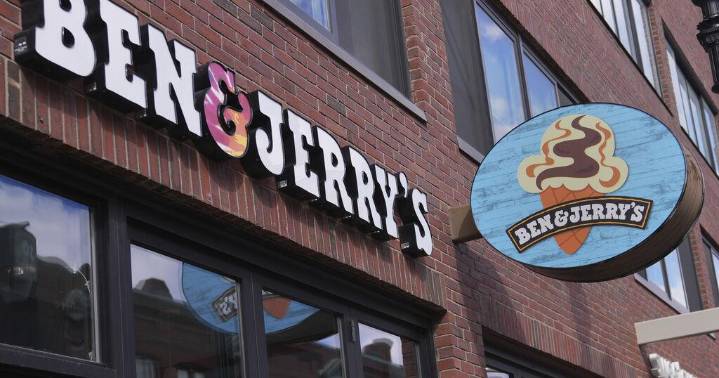 Jerry quits Ben & Jerry's, saying its independence on social issues has been stifled