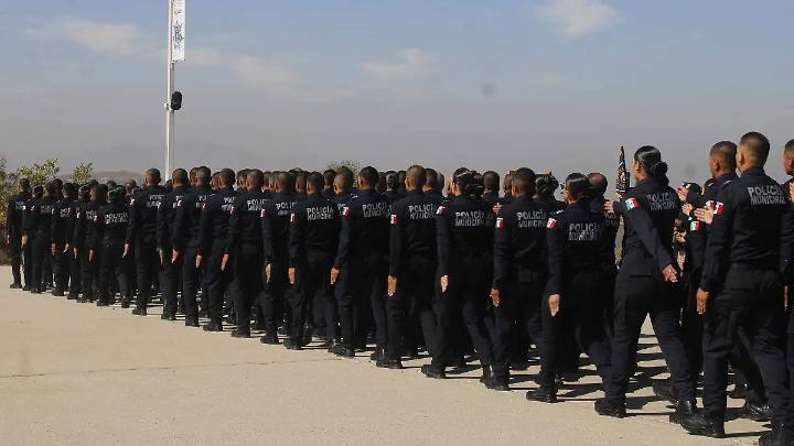 CCE prepara estrategia para incentivar a juventudes a integrarse como policías