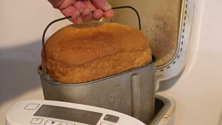 Why You Should Think Twice Before Using A Bread Maker For Your Next Homemade Loaf