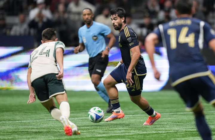 Brian White’s late goal gives Whitecaps a draw with Portland