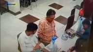Viral Video: Family Dinner Turns Tragic as Man Collapses Mid-Meal, 54-Second Clip of Sudden Death Leaves Internet in Tears