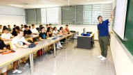 Profesores interinos que se incorporan a su plaza en menos de 24 horas: "Es muy loco que de repente te digan que te vas a Huesca"
