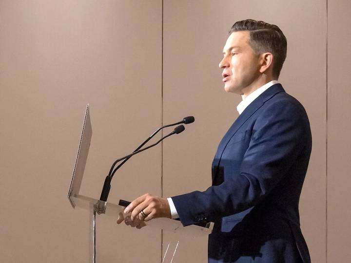 John Ivison: Poilievre takes a risk on scrapping temporary foreign workers