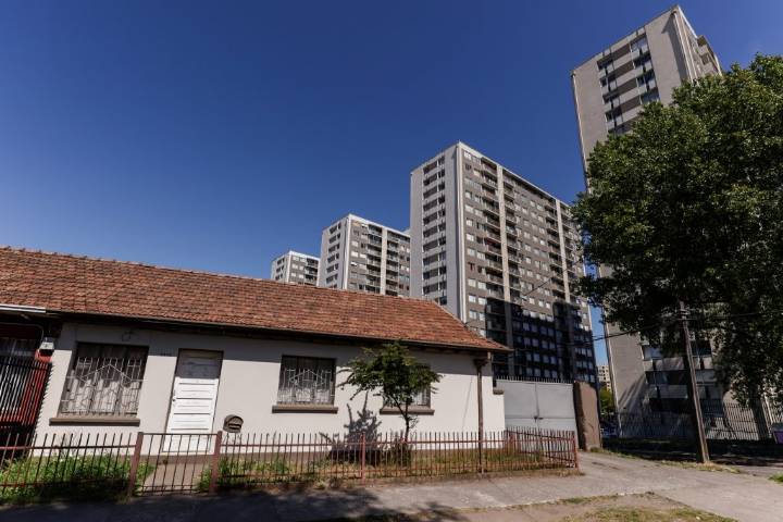 Gentrificación: impacto urbano, desplazamiento social y desafíos para las ciudades chilenas