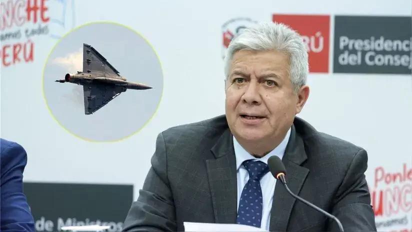 Ministro de Defensa anuncia adquisición de 24 aviones caza: "Va a permitir disponer de una Fuerza Aérea disuasiva"