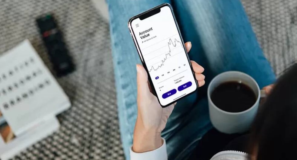 Crecen los inversionistas jóvenes por fintechs y plataformas digitales: en qué invierten y qué alternativas ofrece la industria financiera | inversiones financieras | fintechs | hapi | activos de inve