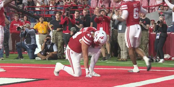 Nebraska TE Lindenmeyer scores touchdown, engagement after Akron shutout