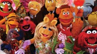 'The Muppet Show' Is Officially Back and "Working Late" With One of The Biggest Singers on Earth