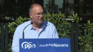 El secretario general del PP habla de "cavar la fosa" del Gobierno y es contestado por Fernández Vara y Pedro Sánchez