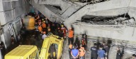 Un muerto y varios desaparecidos en Indonesia por derrumbe de de un colegio