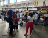 Gran afluencia de pasajeros se moviliza por el Terminal previo al juego de La Vinotinto