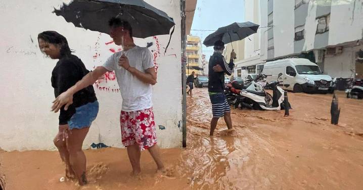 La Aemet eleva a nivel rojo la alerta en Ibiza y Formentera y Protección Civil lanza una alerta a los móviles