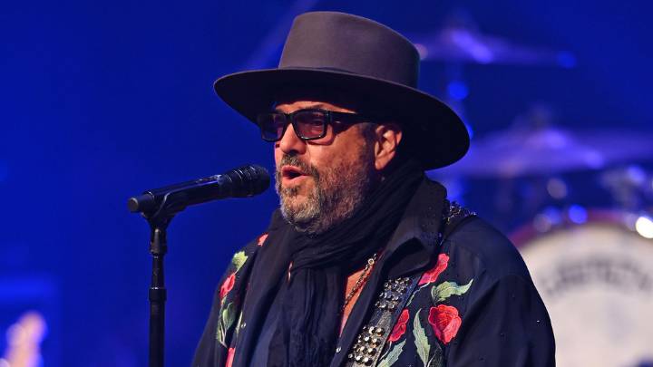 Raul Malo cancels Mavericks shows due to cancer prognosis