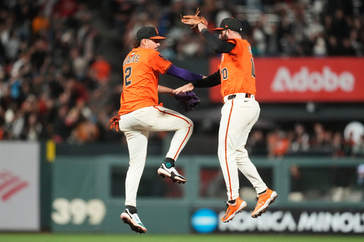 Adames y Ramos batean jonrones, McDonald poncha a 10 y Gigantes doblegan 6