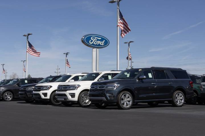 Nuevo recall de Ford retira 1.5 millones de autos