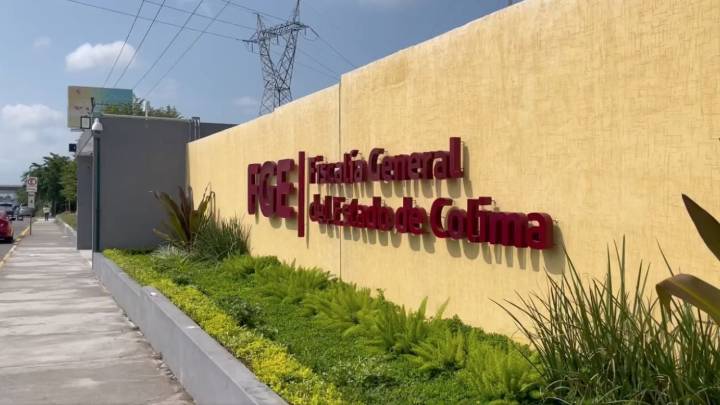 Atacan a balazos a una agente del Ministerio Público en Colima
