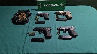 Tres detenidos por mantener armas de fuego y droga en Santa Cruz