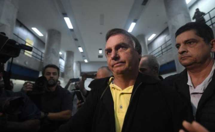 Bolsonaro hospitalizado en Brasilia por anemia y problema renal