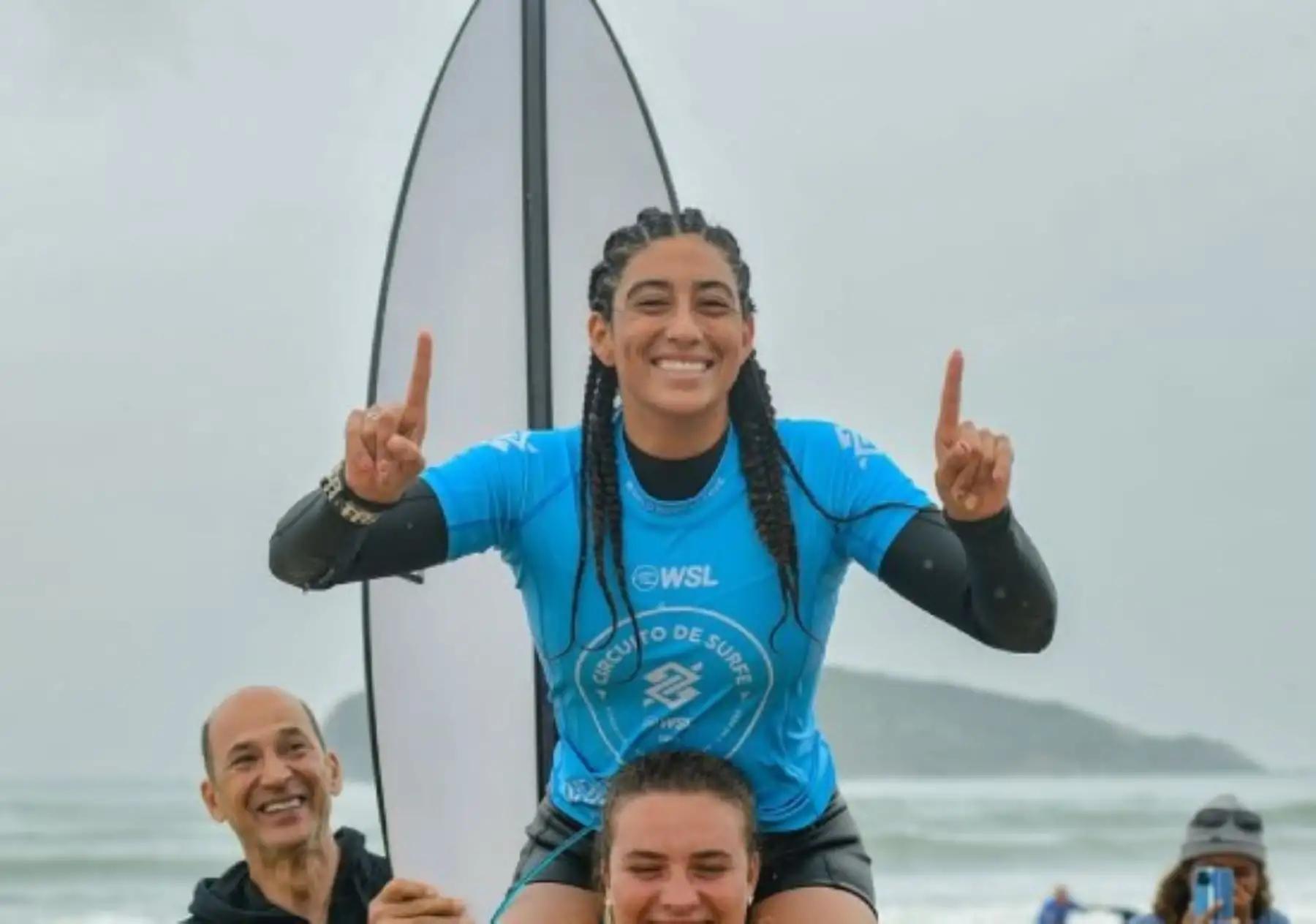 Daniella Rosas se consagró campeona en el QS 4000 de surf en Brasil