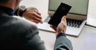 Cómo modificar la hora y fecha en el celular o computador por el cambio de horario