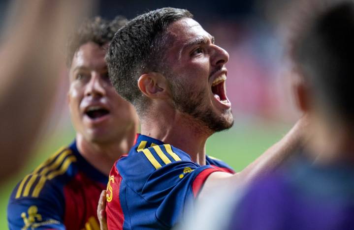 RSL’s Katranis suffers ruptured eardrum after LAFC collision, no card given