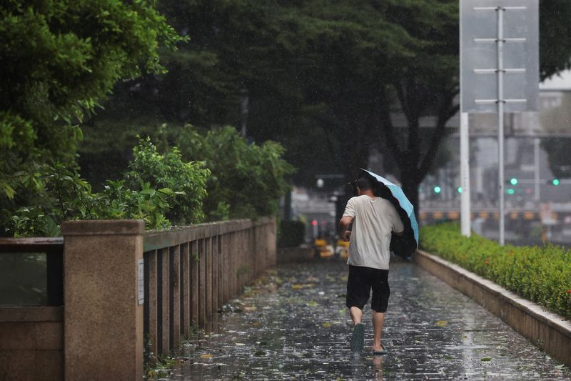 Typhoon Ragasa takes aim at China after leaving 14 dead in Taiwan, lashing Hong Kong