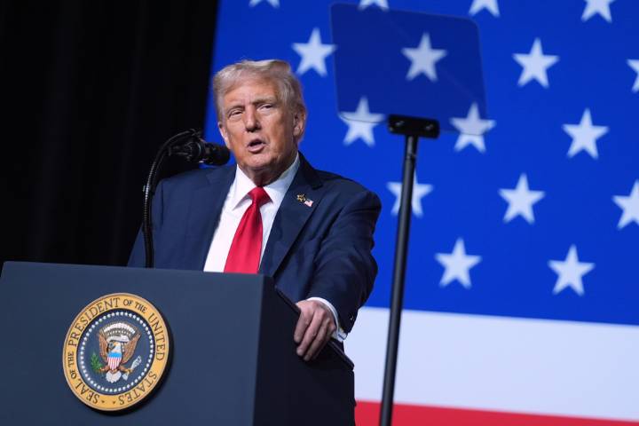 Trump makes deal with Pfizer to lower drug costs