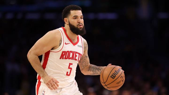 Sources - Rockets' Fred VanVleet has torn ACL, may miss season