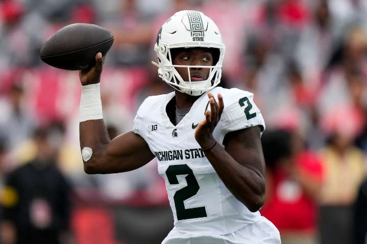 Where to watch Michigan State football vs. No. 25 USC tonight for free
