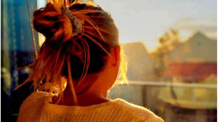 Rescataron a una mamá adolescente de 16 años junto a su bebé, quien era obligada a prostituirse