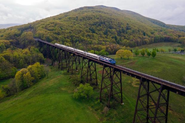 Federal government to markedly increase number of inspectors trained to spot rail bridge concerns