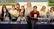 Participan cajemenses en Feria de Servicios de la Mujer 2025