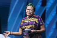 La Nobel de la Paz, Rigoberta Menchú, advierte sobre la deshumanización en la era digital
