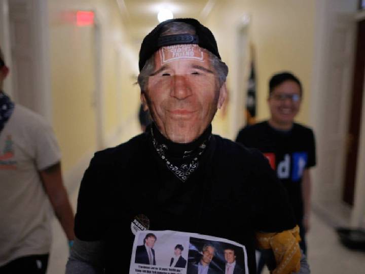 Congreso de EU publica 33 mil documentos sobre el caso Jeffrey Epstein