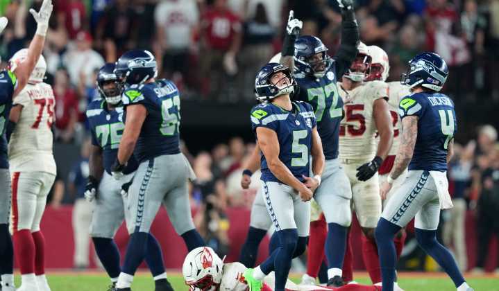 Seattle Seahawks se quedó la victoria sobre Arizona Cardinals en un final dramático
