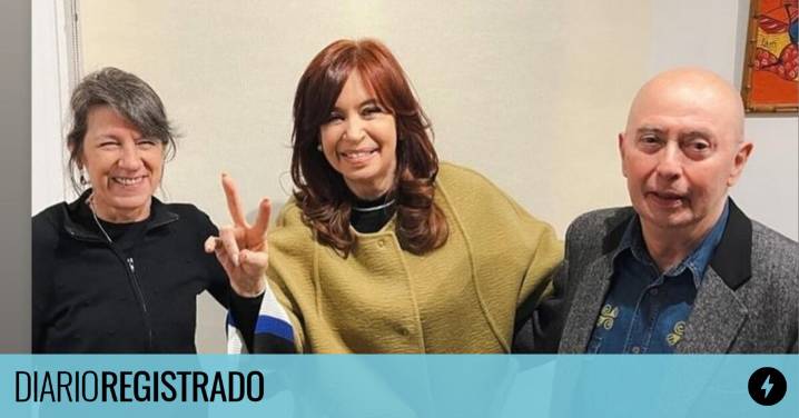 El texto de la foto del Indio Solari y Cristina Kirchner: ''Me voy a comer tu dolor''