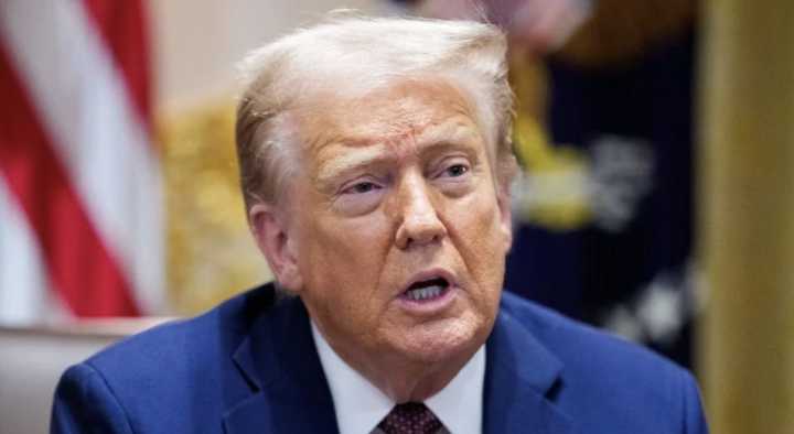 Trump exige a las farmacéuticas publicar eficacia de vacunas contra la Covid