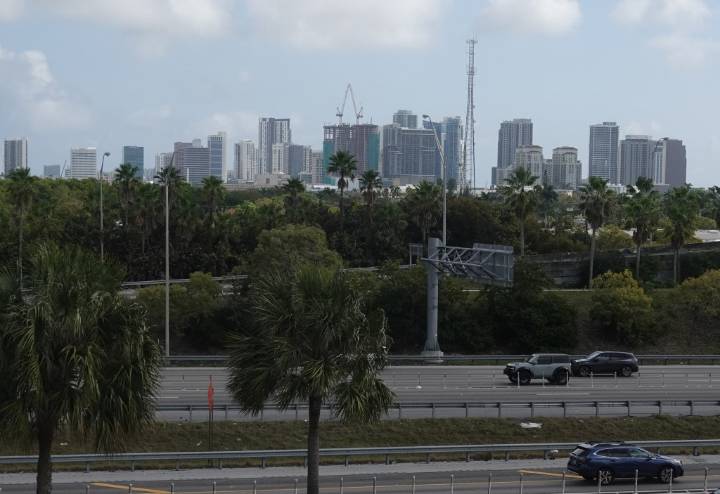 Broward commission prepares to pass $2 billion budget