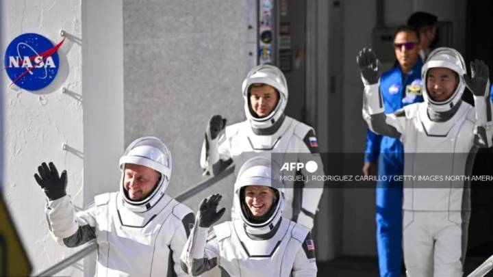 La NASA enviará misión tripulada a la luna en 2026