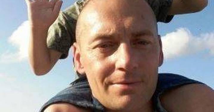 Family's ultimate heartbreak as dad collapses and dies and his son's funeral