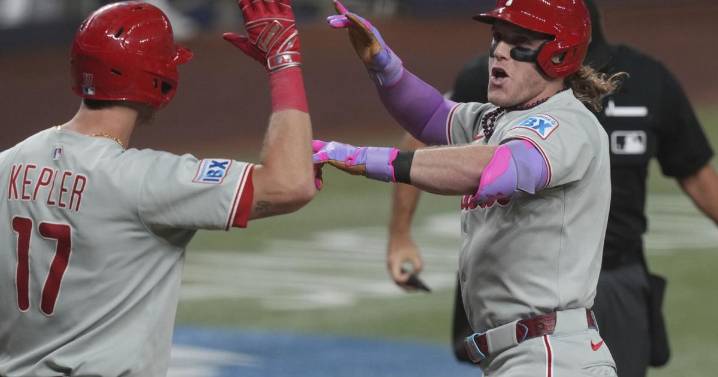 Phillies invite young fan to meet Harrison Bader after dispute over home run ball