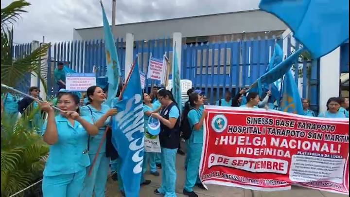 Tarapoto: Trabajadores de EsSalud inician huelga nacional indefinida en demanda de cambios en la gestión
